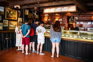 guests in line halo pub